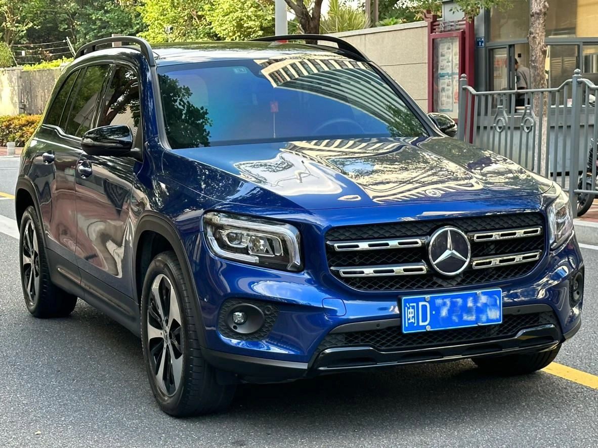 Mercedes-Benz GLB-class 220 4MATIC - exterior