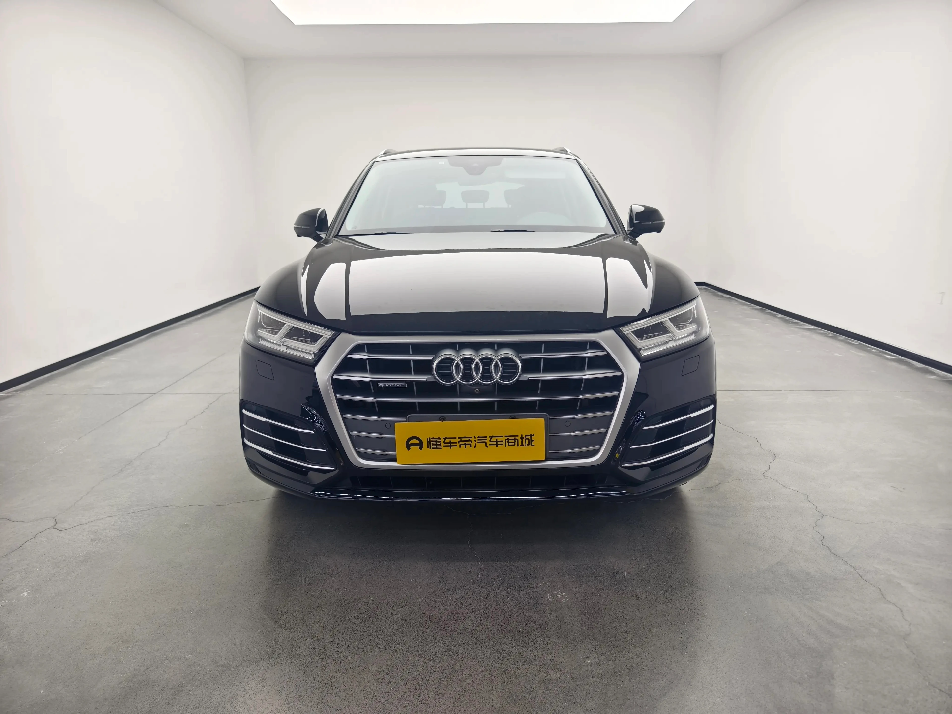 Audi Q5L 40TFSI  - exterior