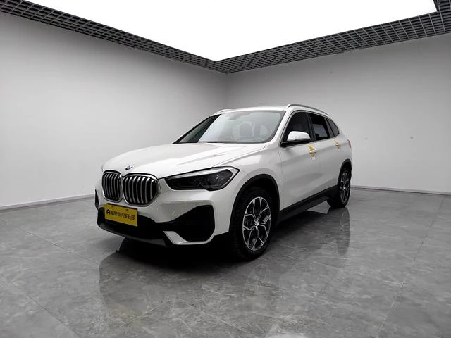 BMW X1 xDrive 25Li Leading Edition