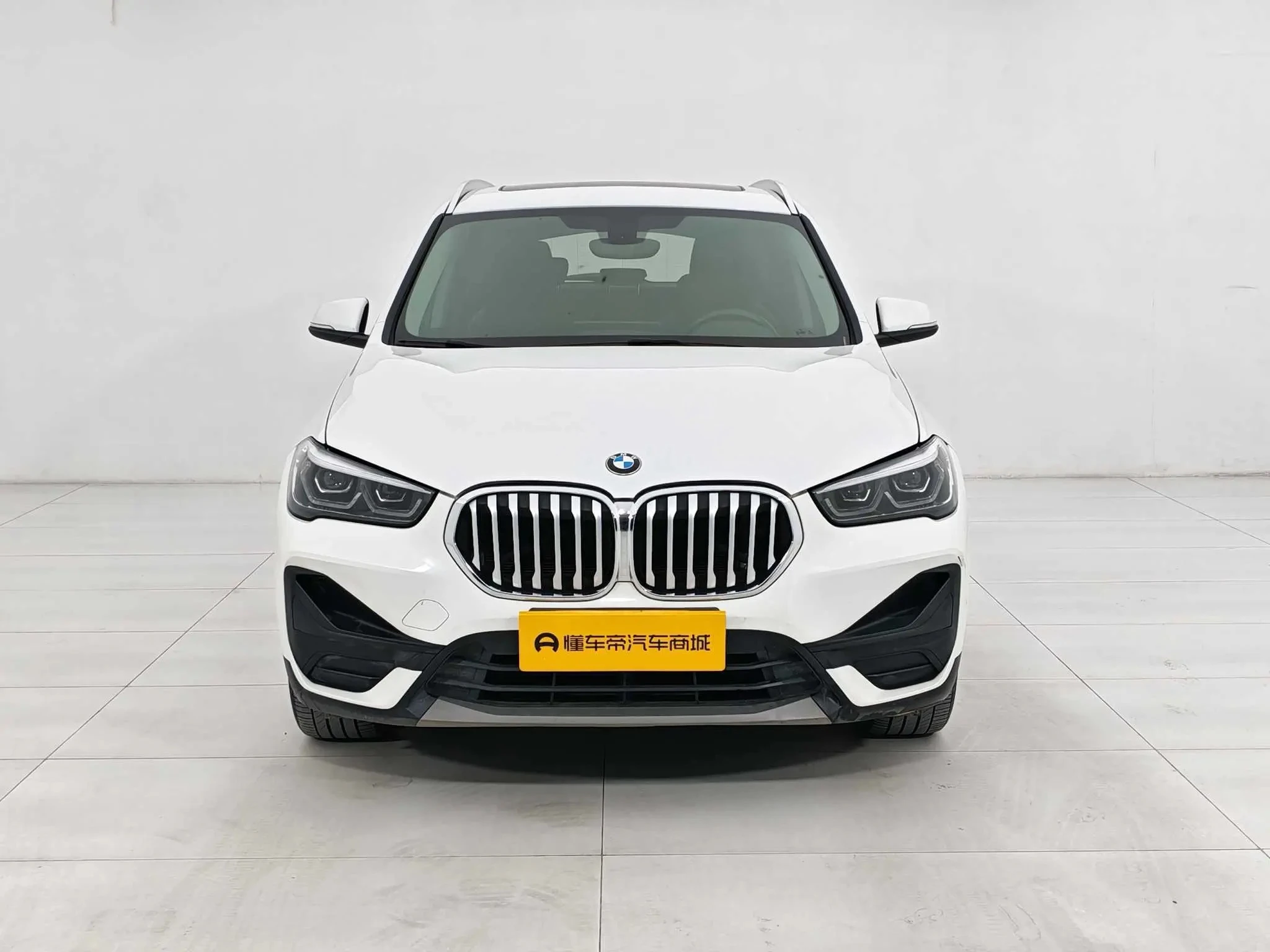 BMW X1 sDrive 25Li Leading - exterior