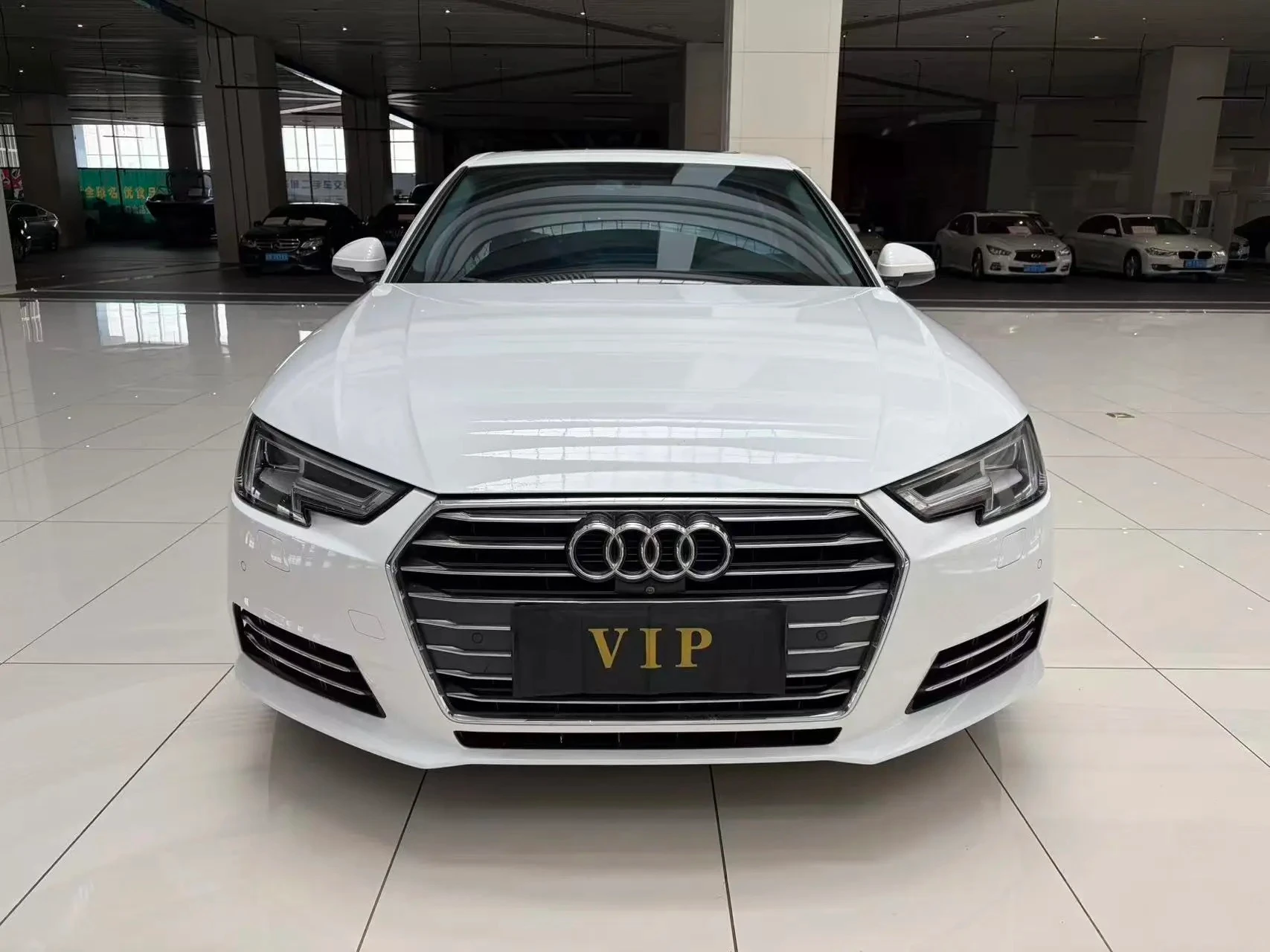 Audi A4L 40 TFSI Fashion - exterior