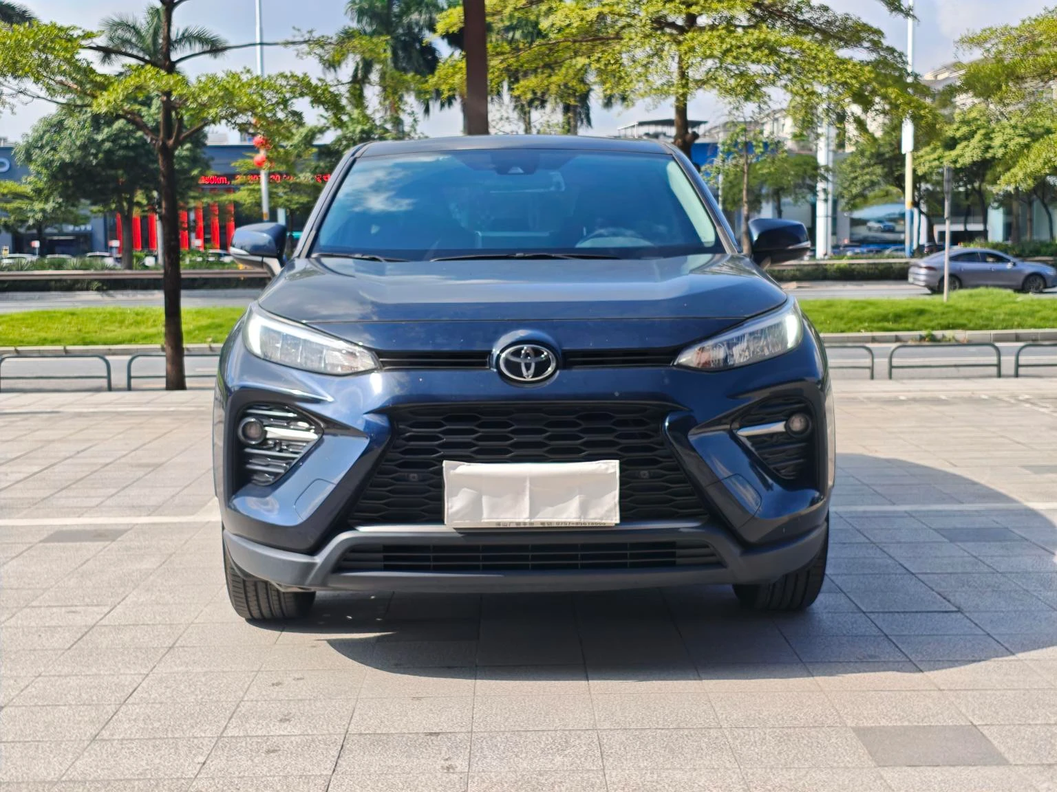 Toyota Wildlander 2.0L CVT 2WD (Luxury Trim)