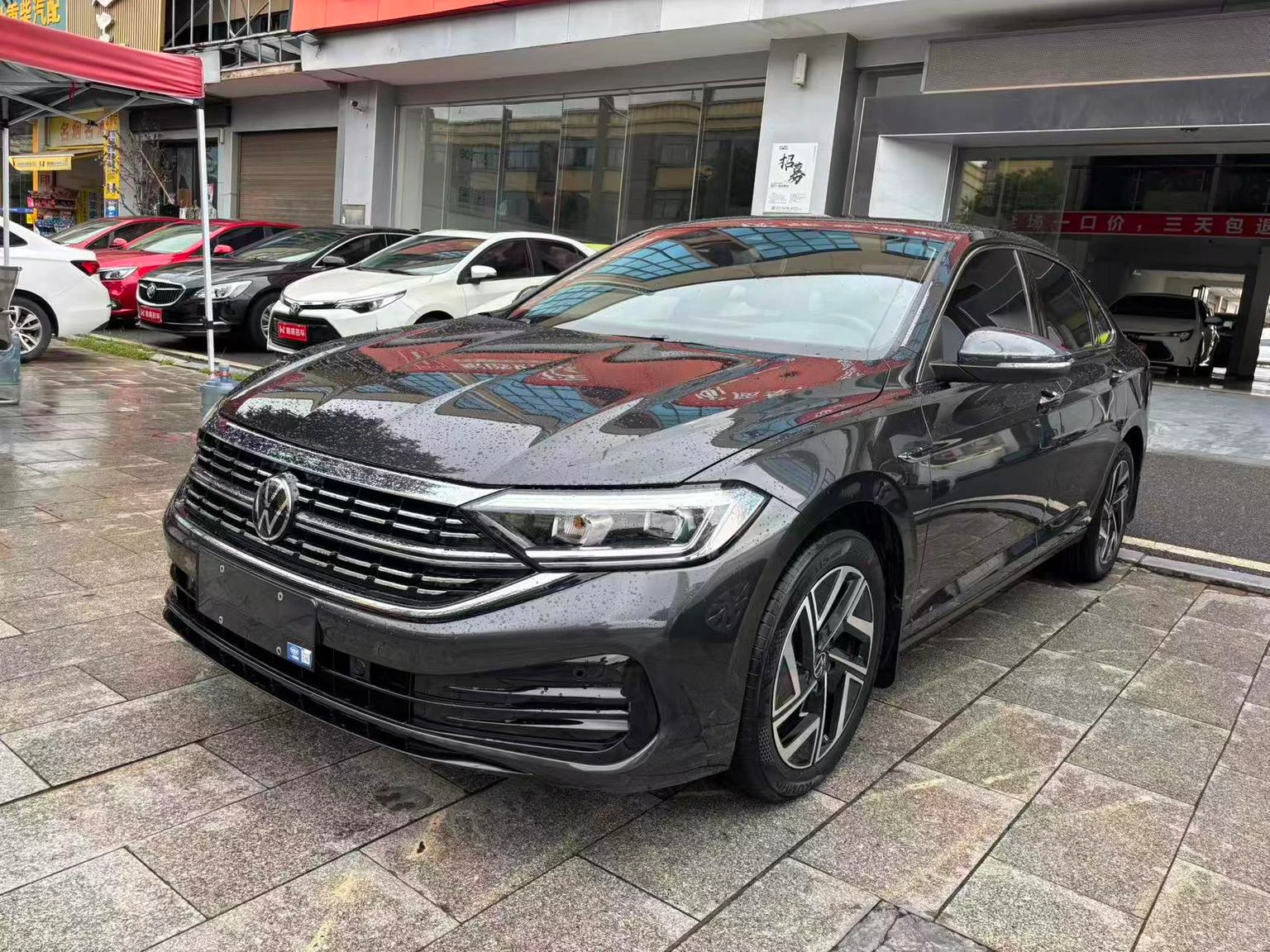 Volkswagen Sagitar 200TSI DSG Beyond Edition