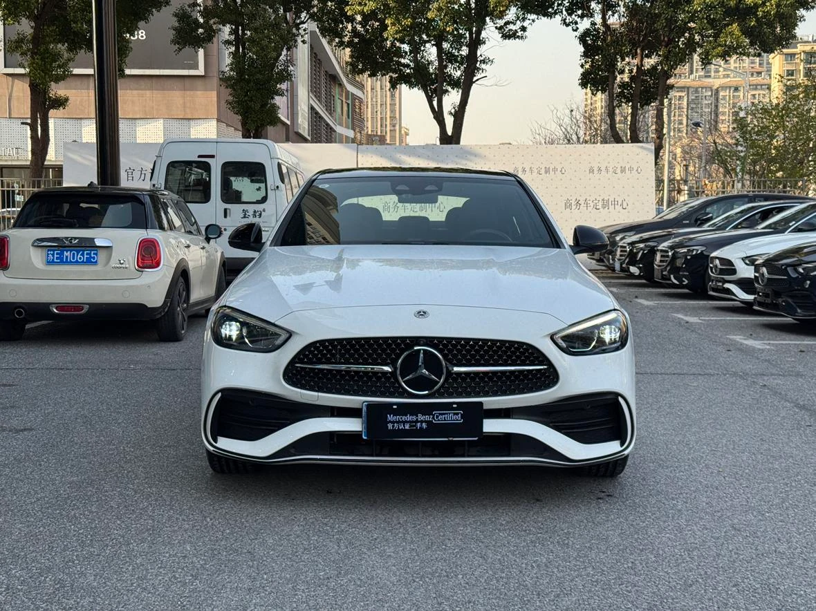 Mercedes-Benz C-Class C260L Sport Edition
