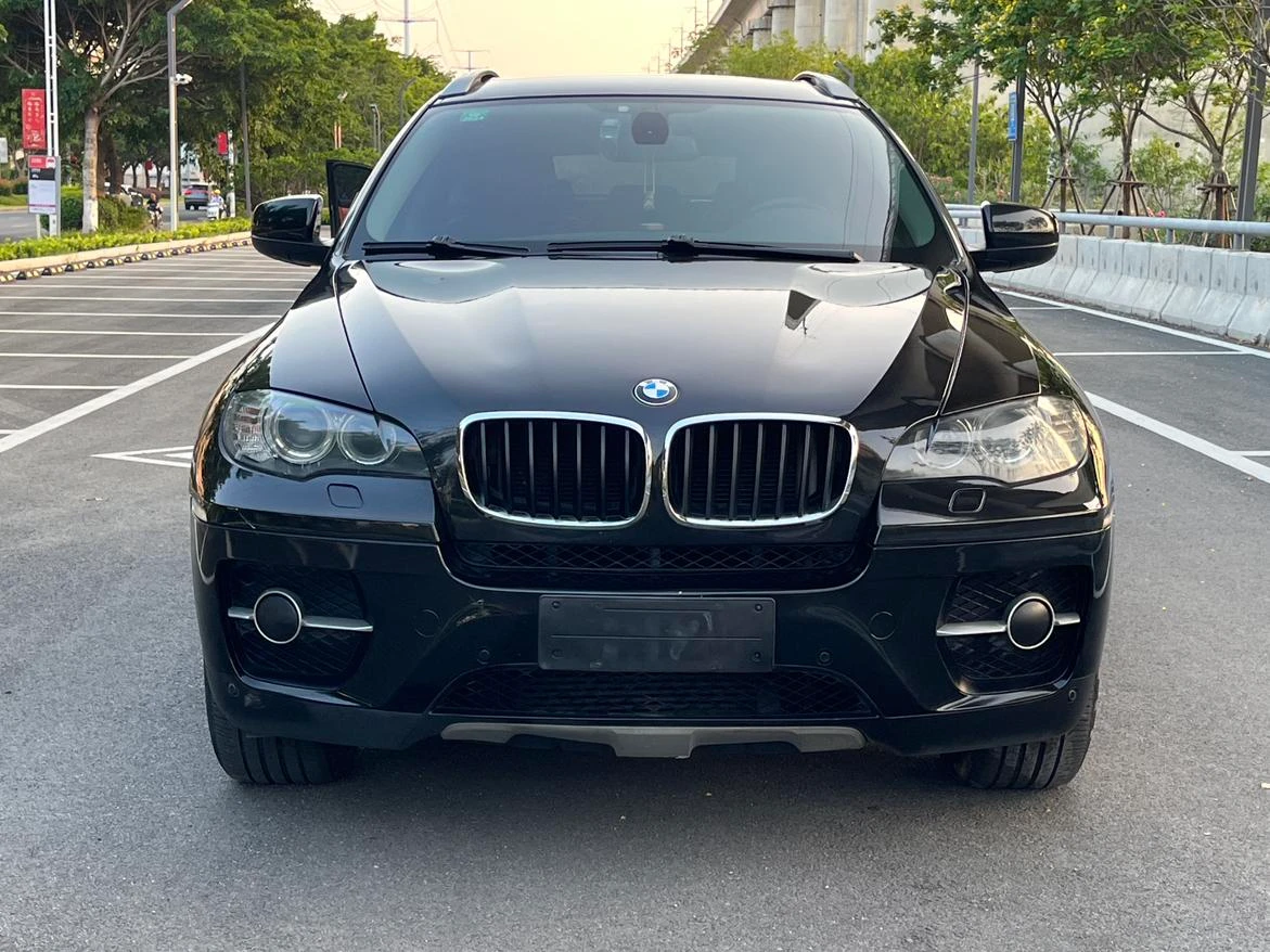 BMW X6 xDrive35i - exterior