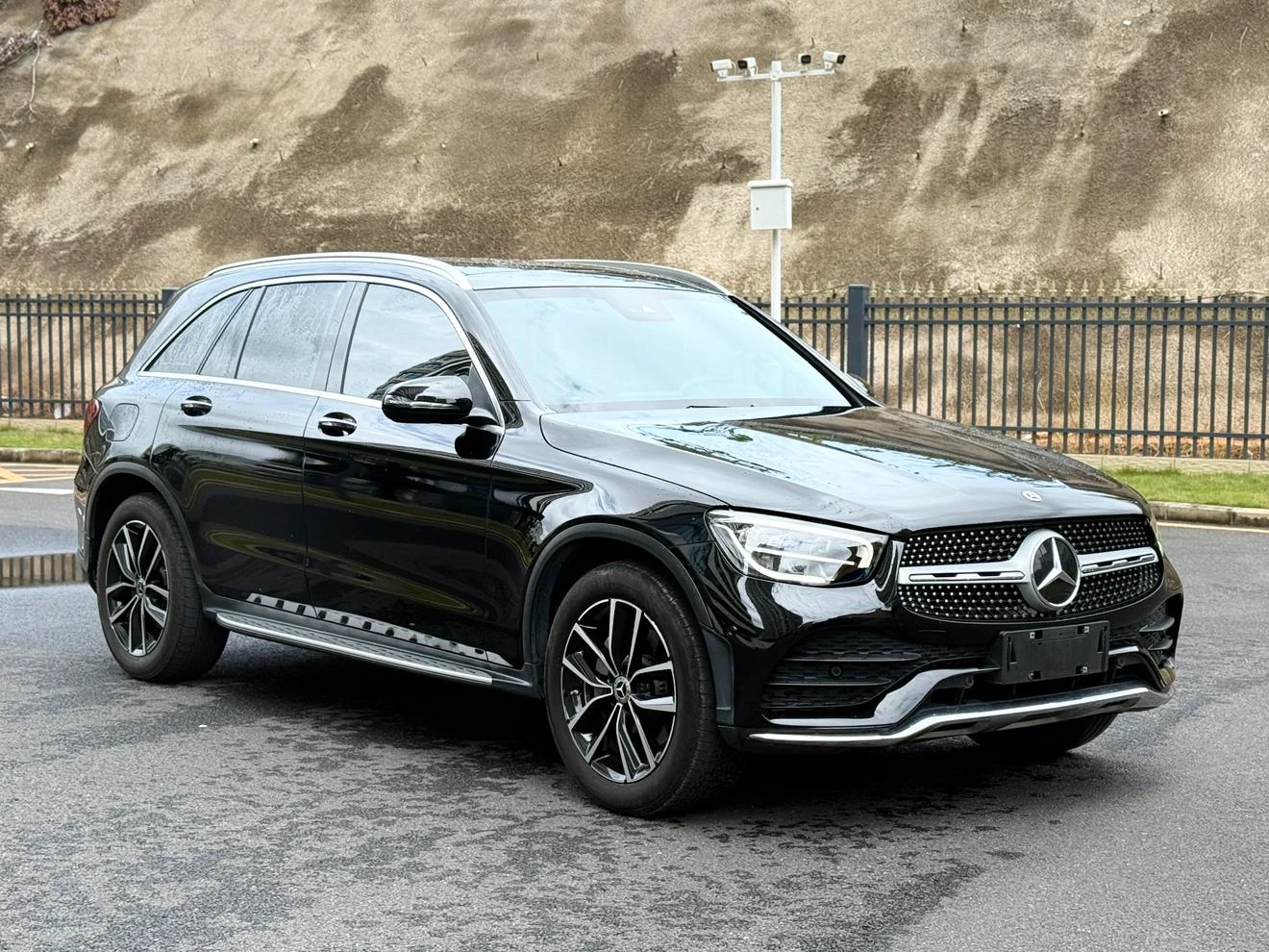 Mercedes-Benz GLC-class 300 L 4MATIC Dynamic Edition - exterior