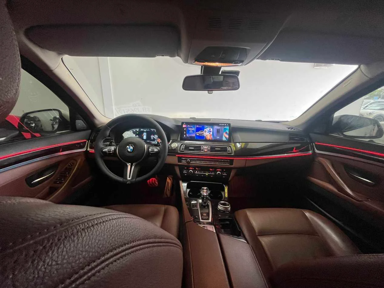 BMW 528 Li - interior