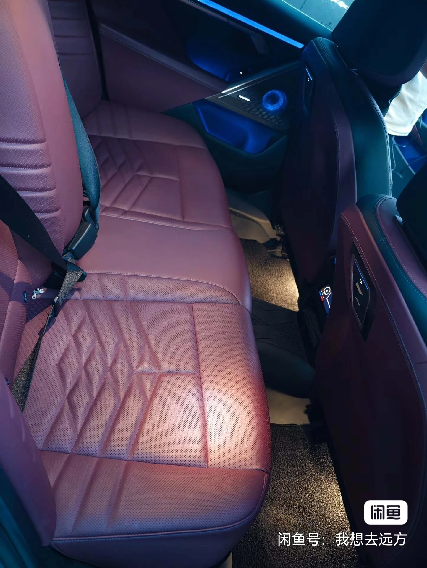 BMW 530Li - interior