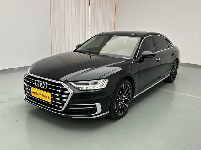 Audi A8L 50 TFSI Luxury Trim