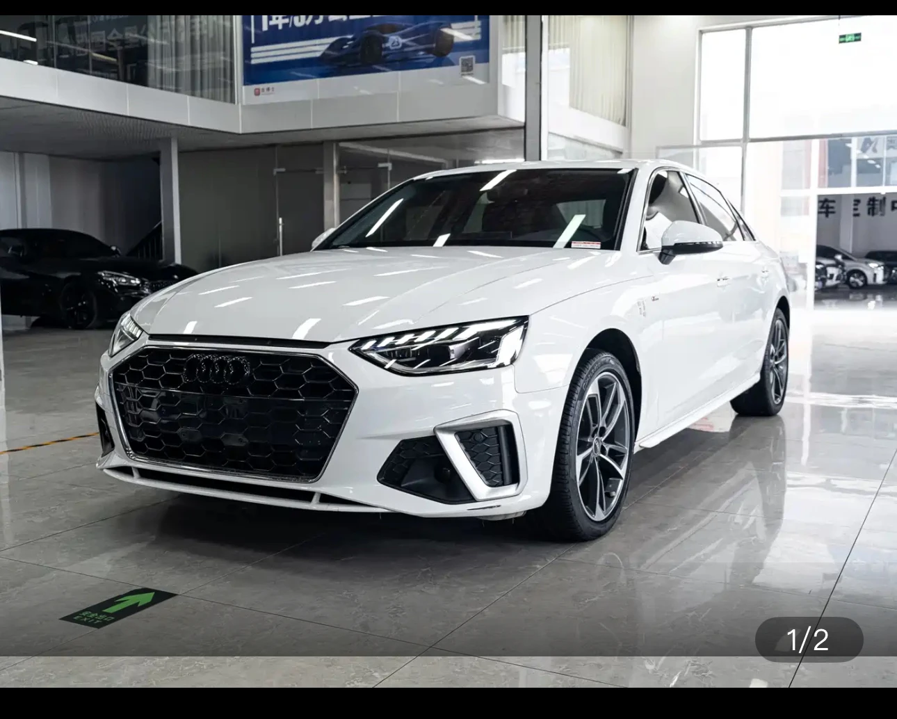 Audi A4L 40 TFSI Fashion Sport Trim