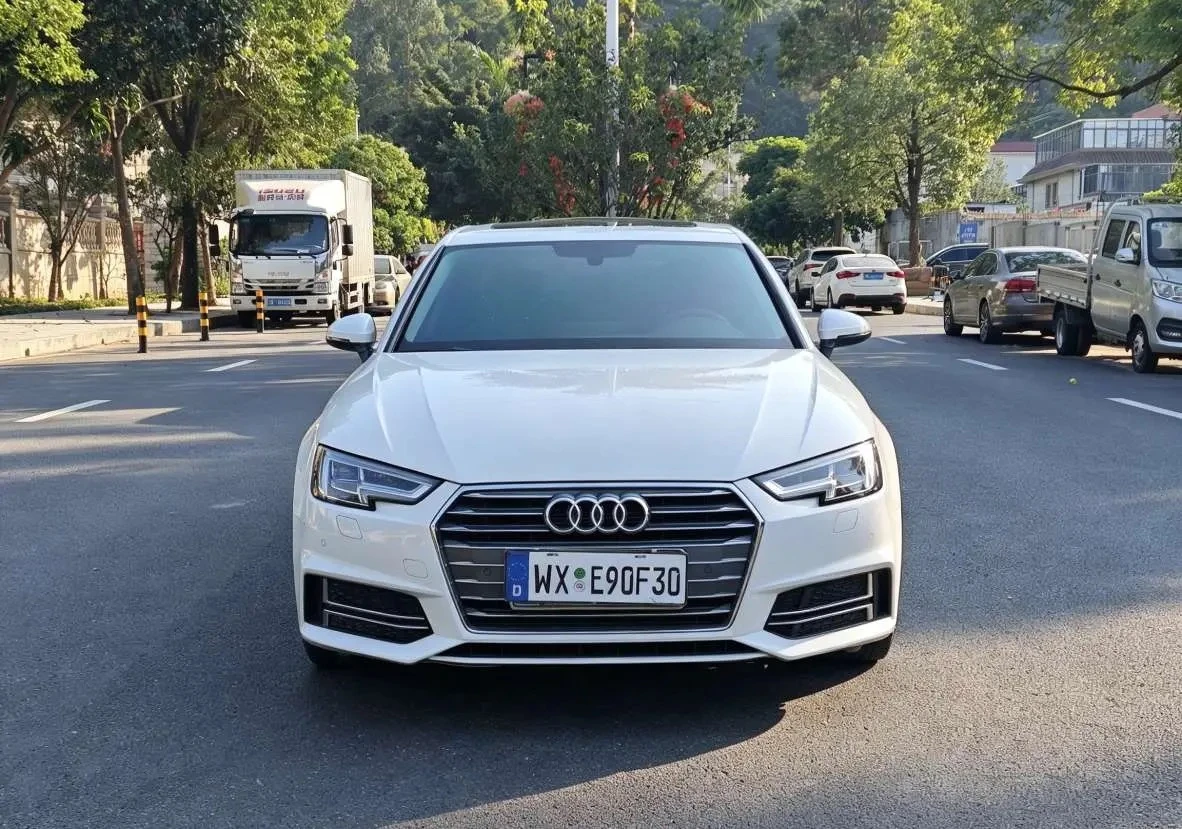 Audi A4L 40TFSI  - exterior