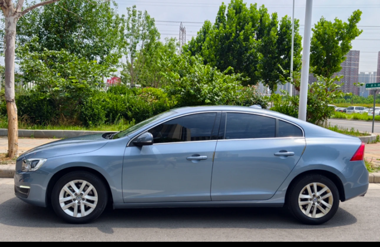 Volvo S60 S60L T3 FWD