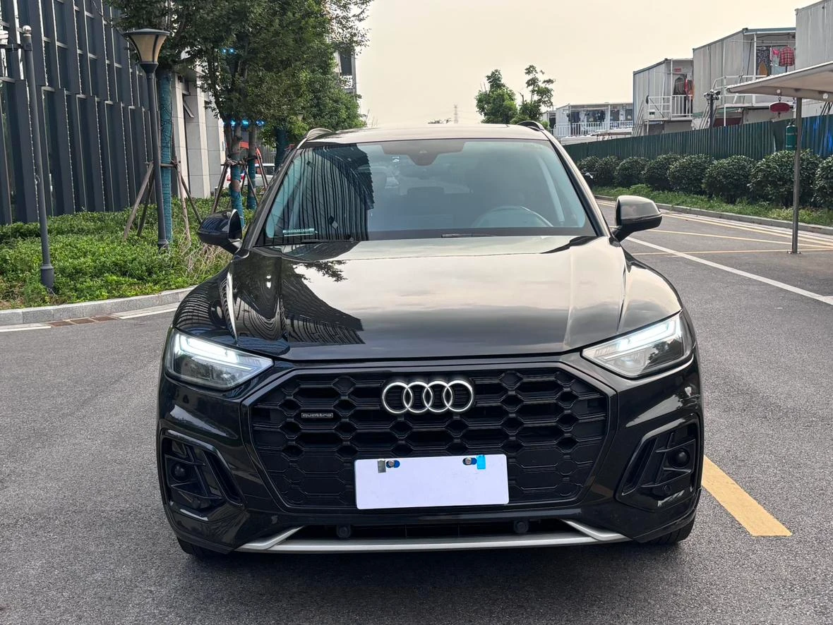 Audi Q5L RS 40 TFSI - exterior