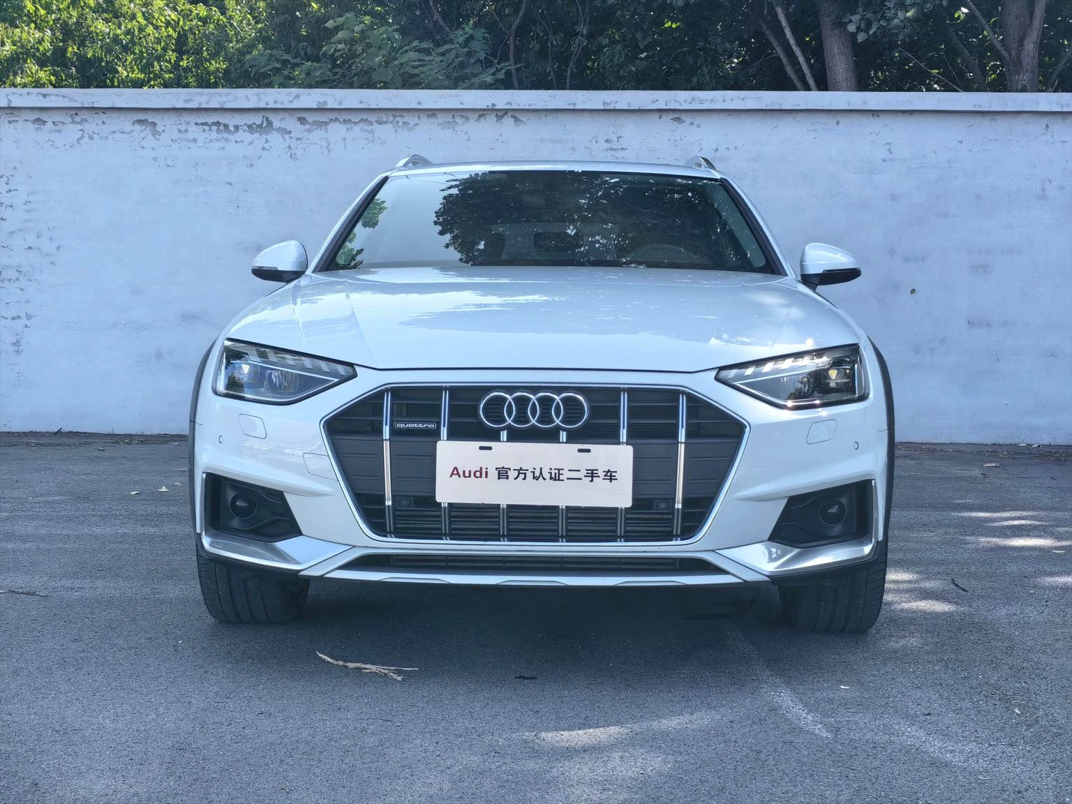 Audi A4  allroad quattro - exterior