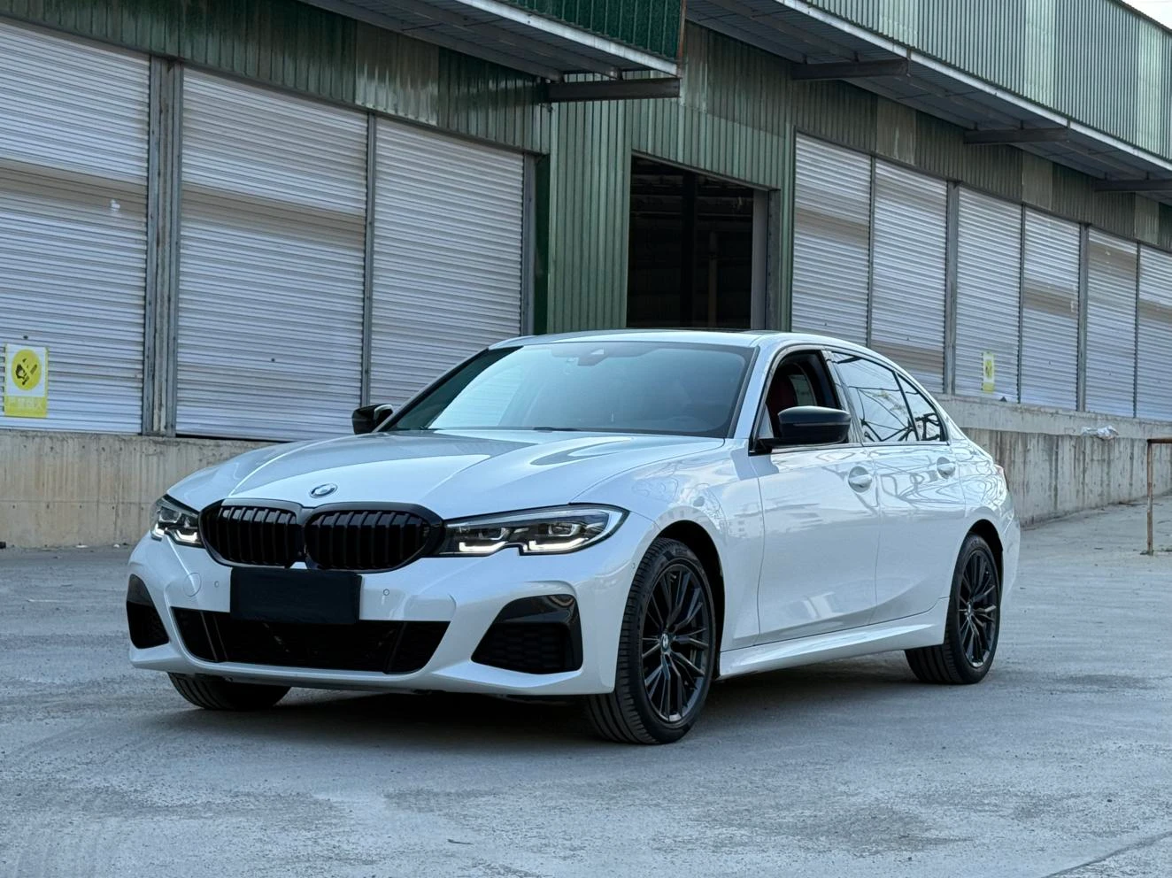 BMW 3 Series 325Li Facelift M Sport Shadow Edition