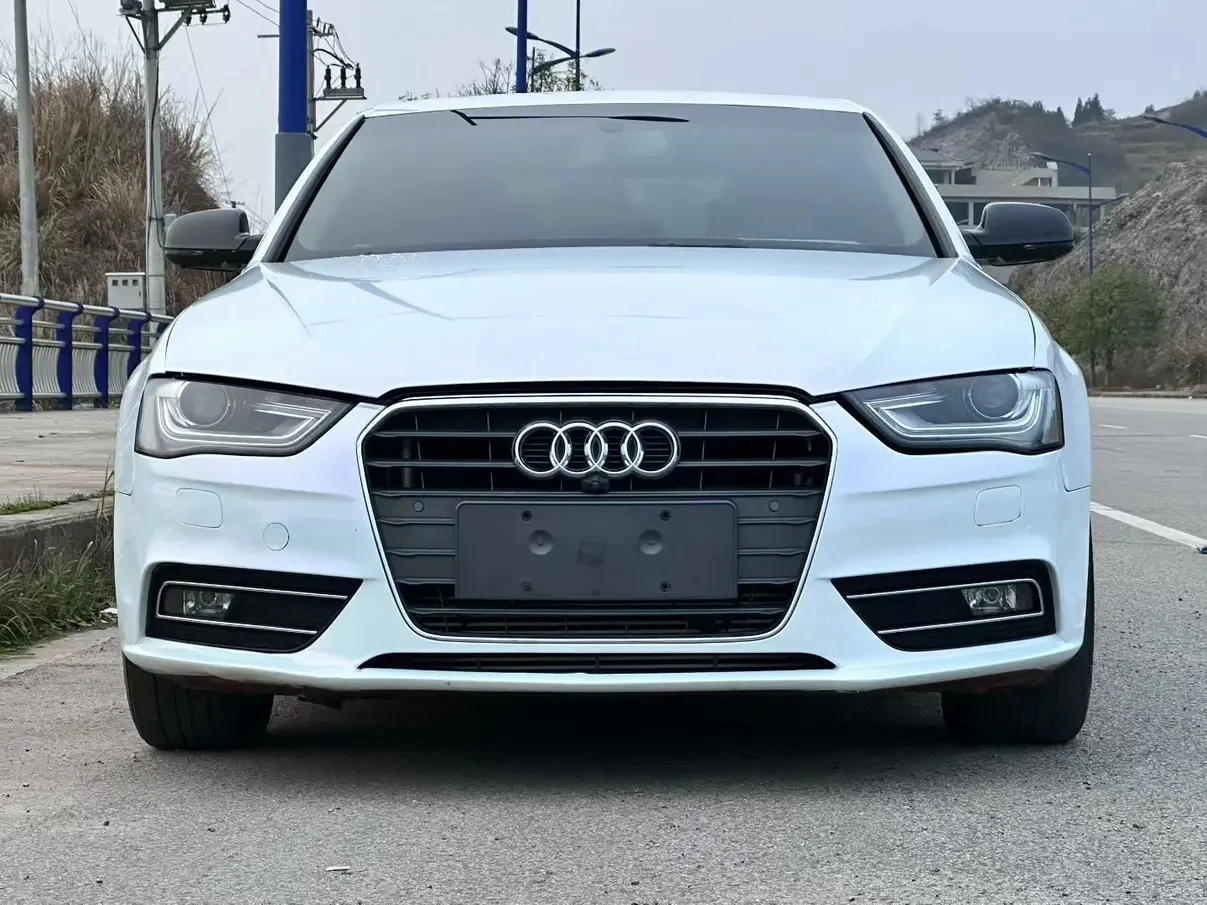 Audi A4L 35TFSI  - exterior