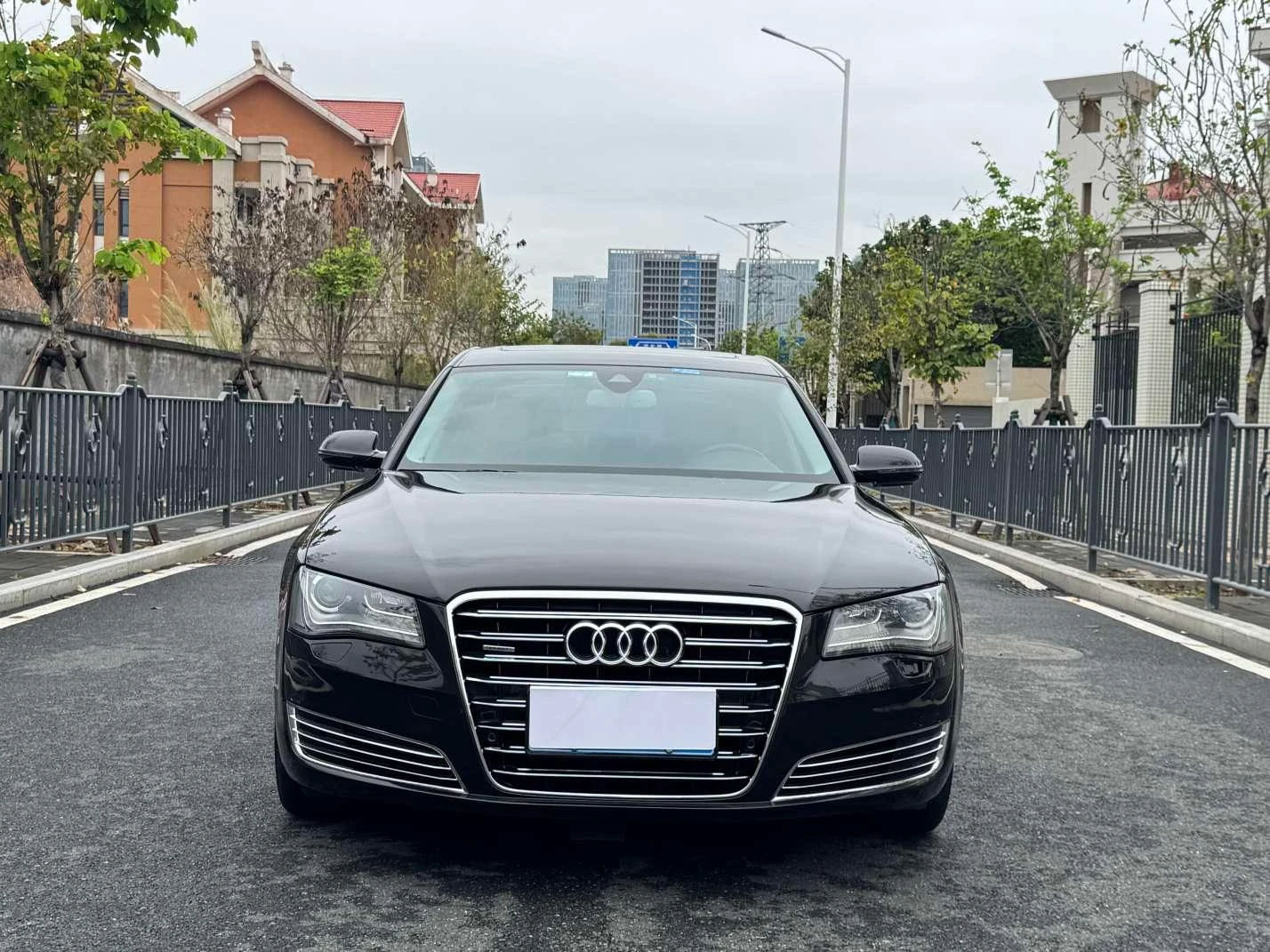 Audi A8L 45 TFSI quattro
