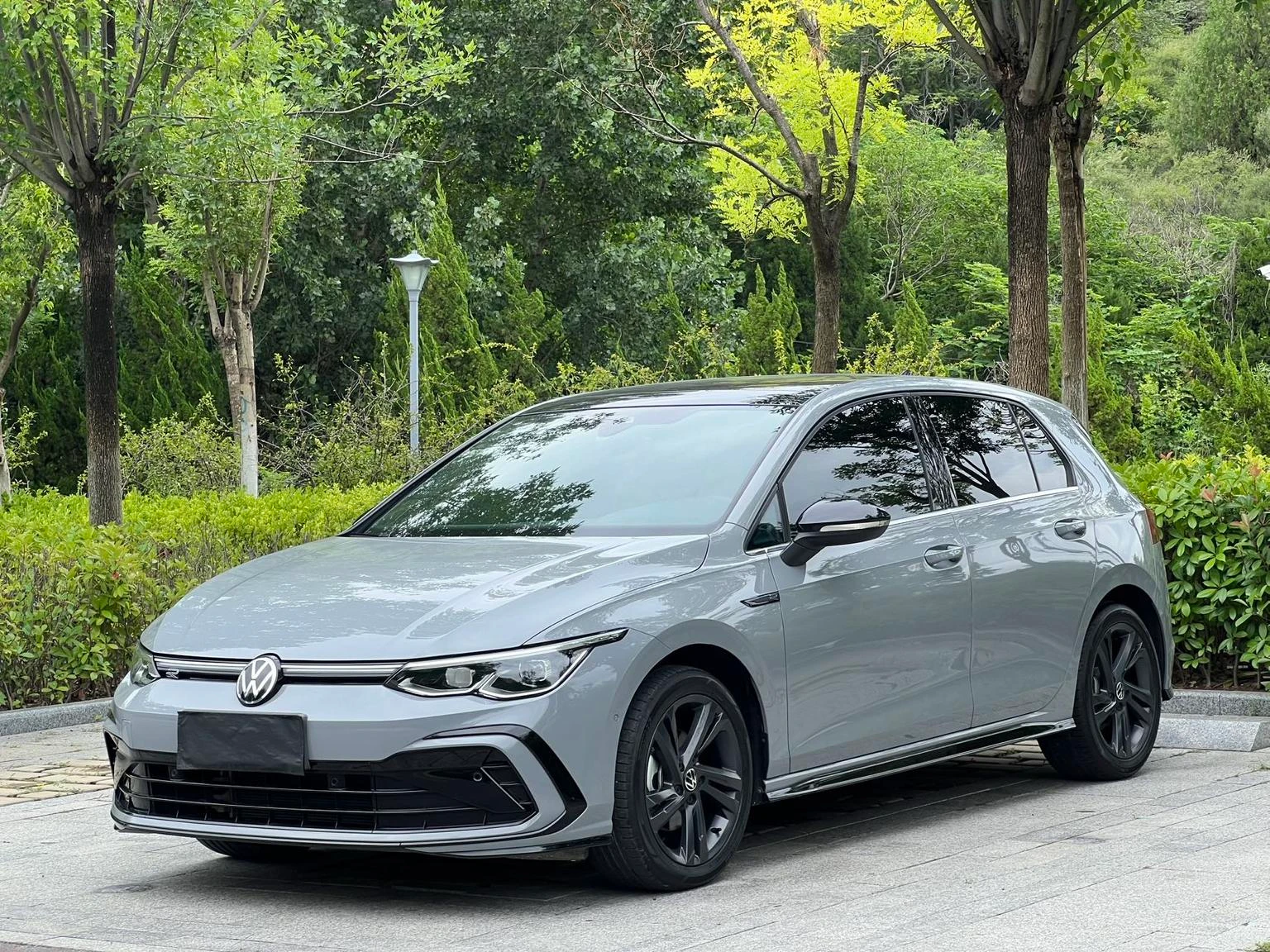 Volkswagen Golf 280TSI DSG R-Line