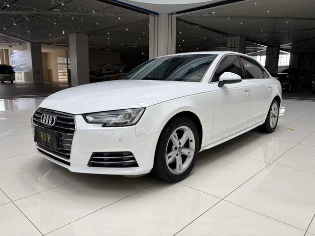 Audi A4L 40 TFSI Fashion