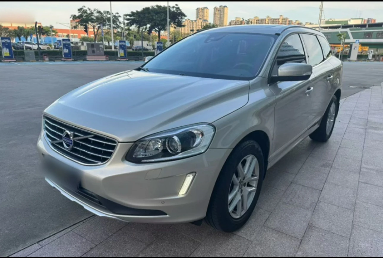 Volvo XC60 T5 FWD