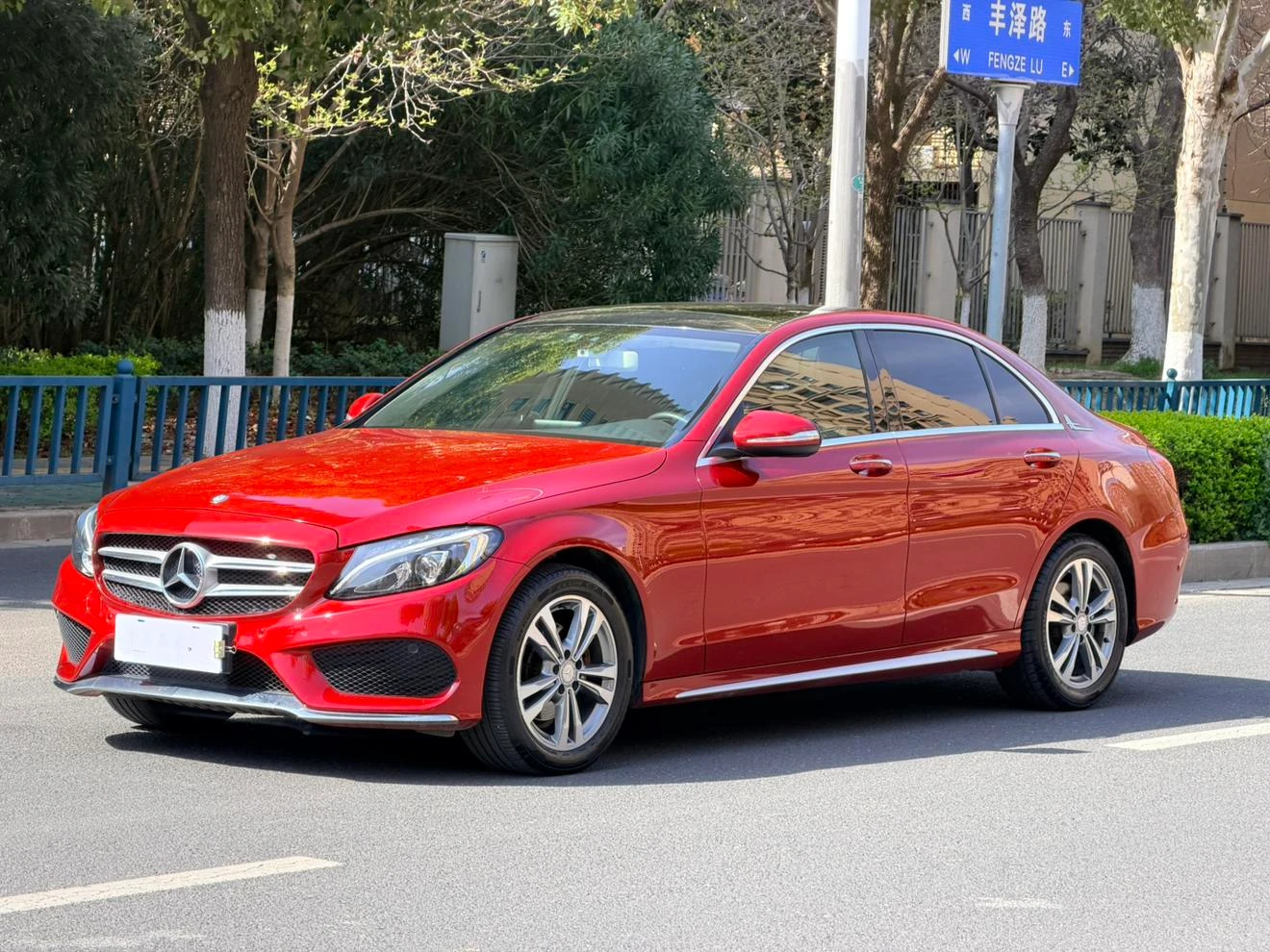 Mercedes-Benz  C 200 L Sport
