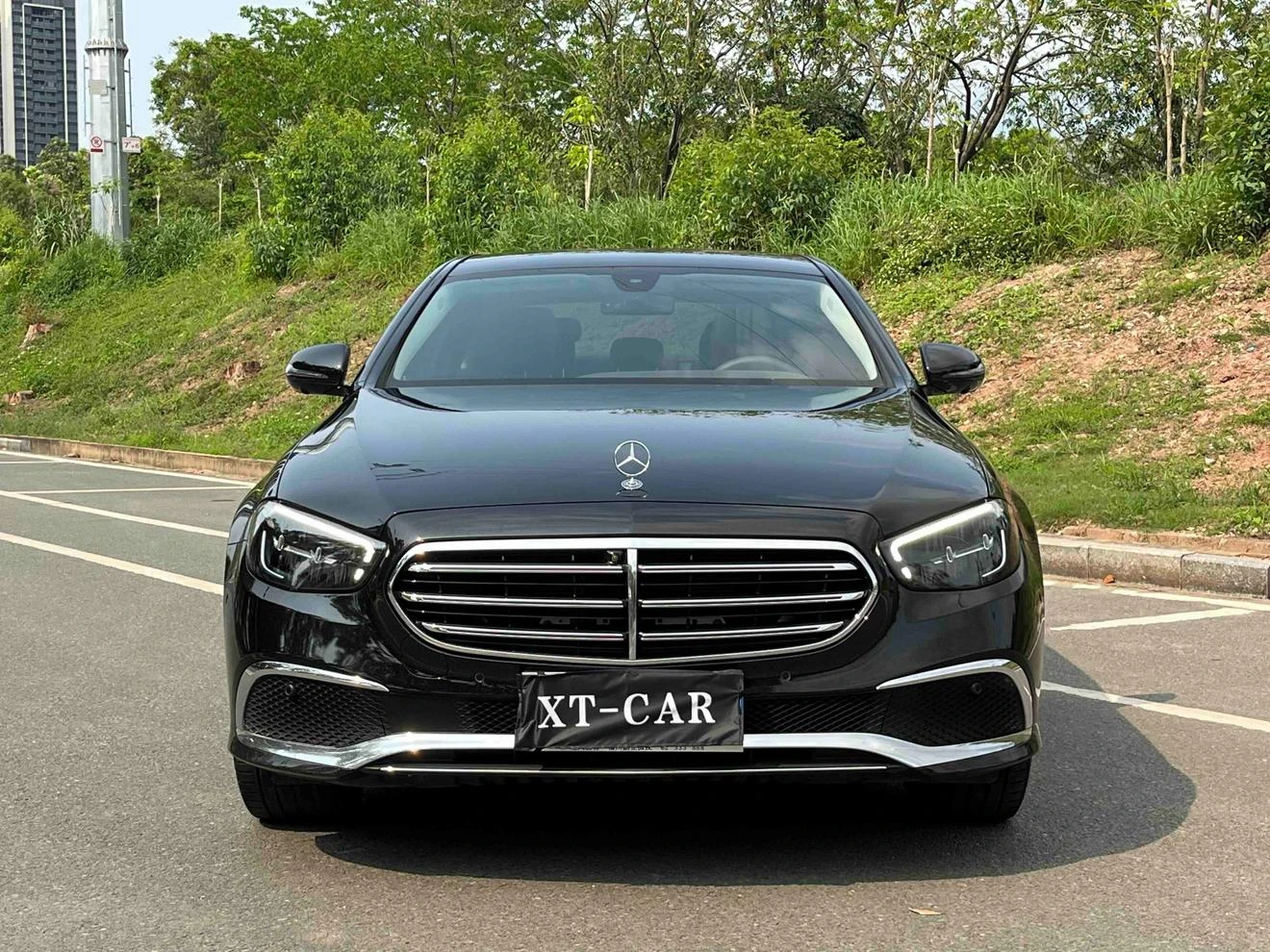 Mercedes-Benz E-Class E300L Luxury  - exterior