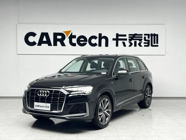 Audi Q7 55 TFSI Sport Trim