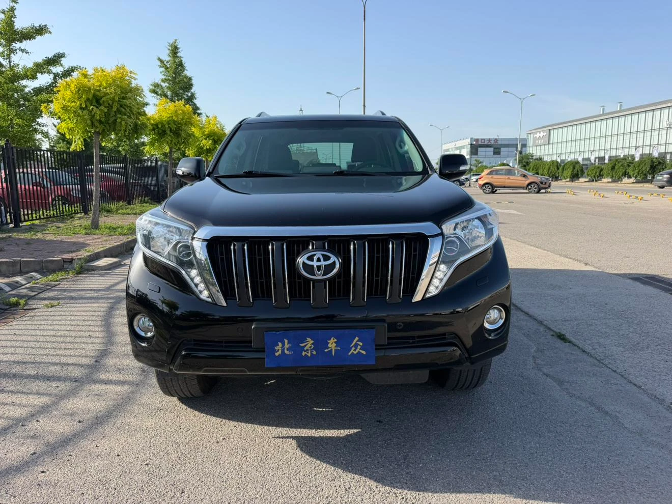 Toyota Prado 4.0L - exterior