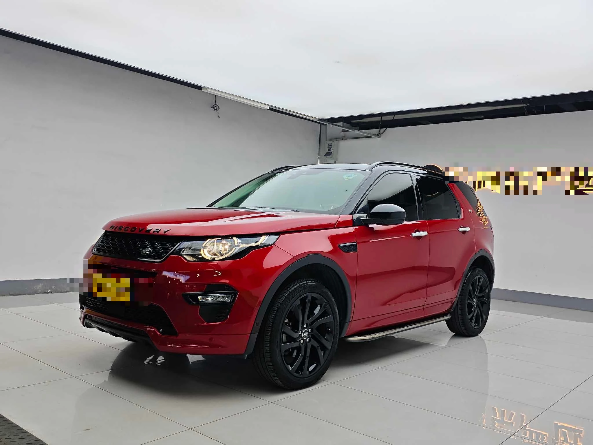 Land Rover Discovery Sport 240PS SE - exterior