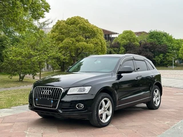 Audi Q5 40TFSI Technology