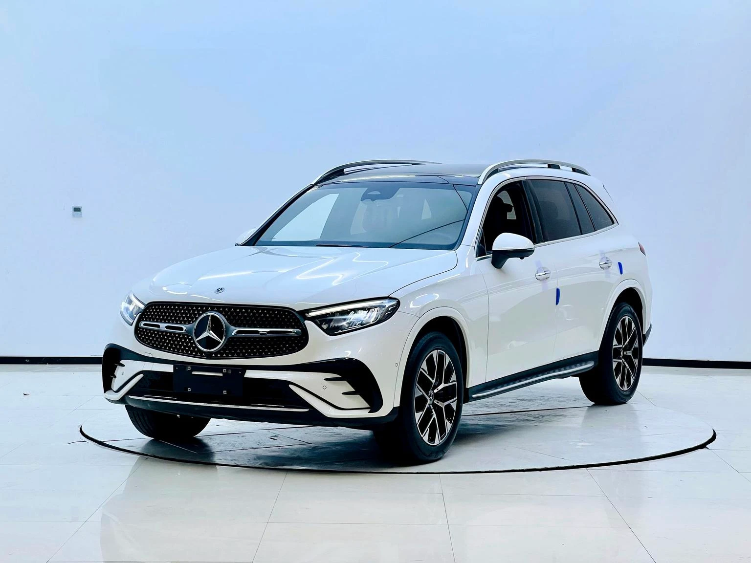 Mercedes-Benz GLC-Class GLC260 L 4MATIC Luxury
