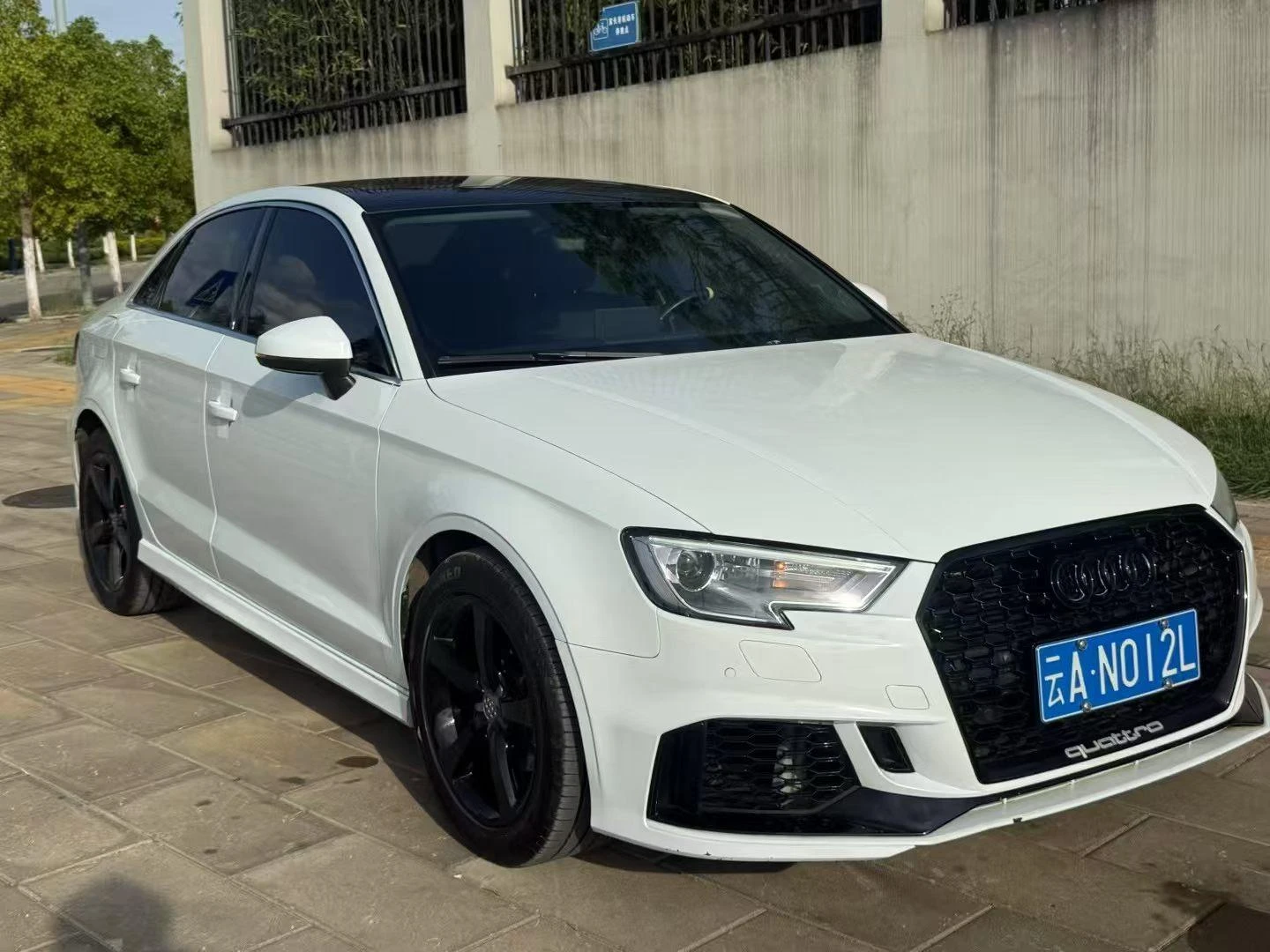 Audi A3  Limousine 35 TFSI  - exterior