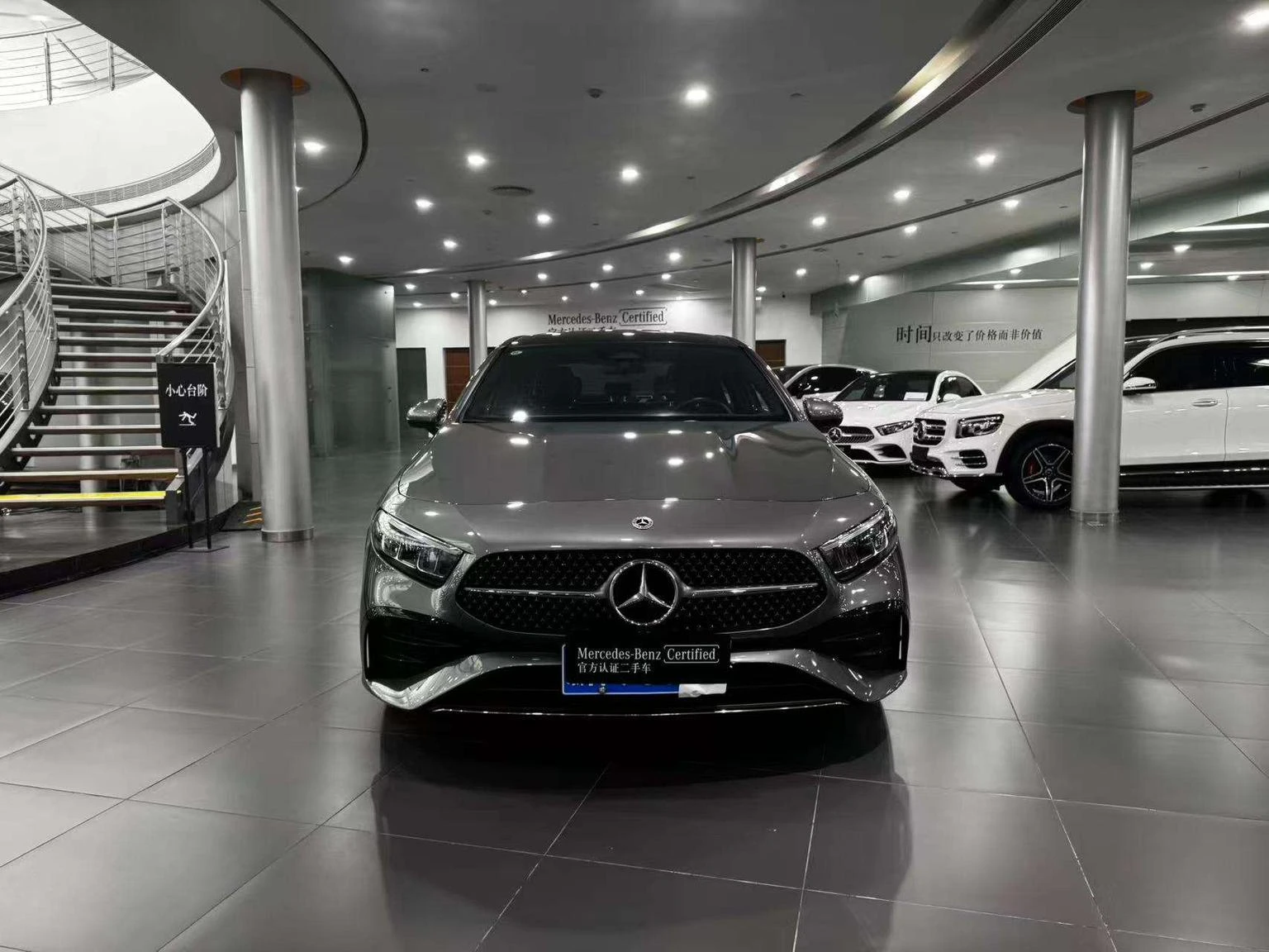 Mercedes-Benz A-class 200 L Sport Sedan Style Edition - exterior