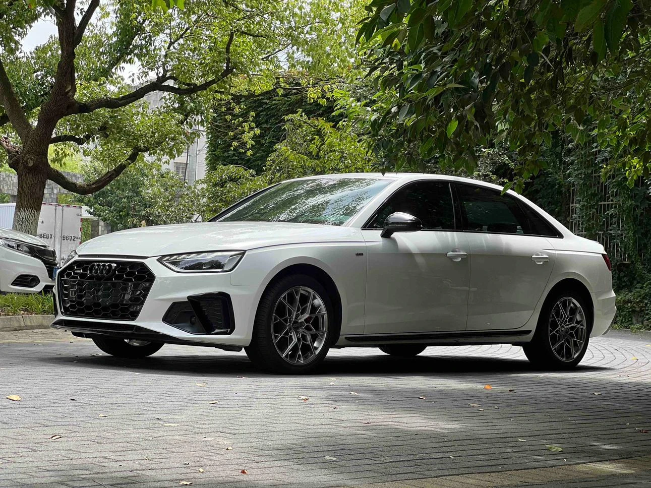 Audi A4L 40 TFSI Luxury Dynamic