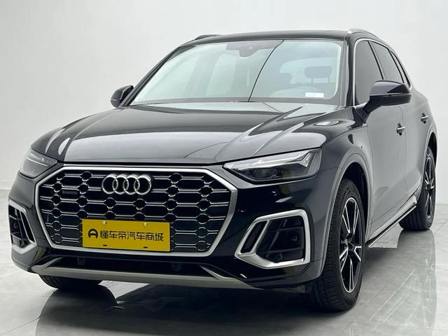 Audi Q5L 40 TFSI Fashion Dynamic