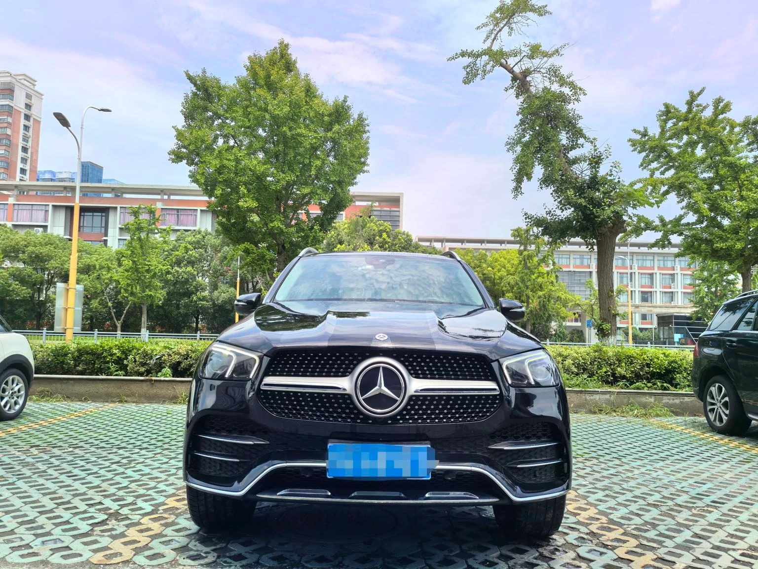 Mercedes-Benz GLE-class 350 4MATIC - exterior
