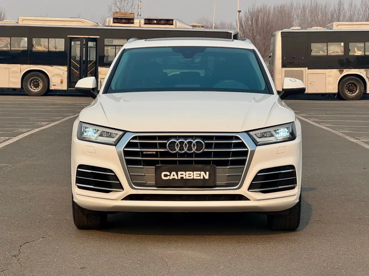 Audi Q5L 40TFSI  Fashion Edition - exterior