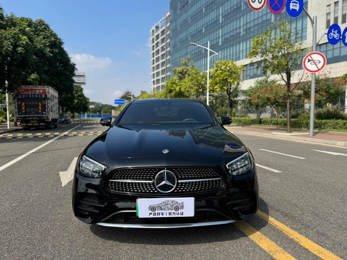 Mercedes-Benz E-Class E350e L Facelift  Sport Edition - exterior