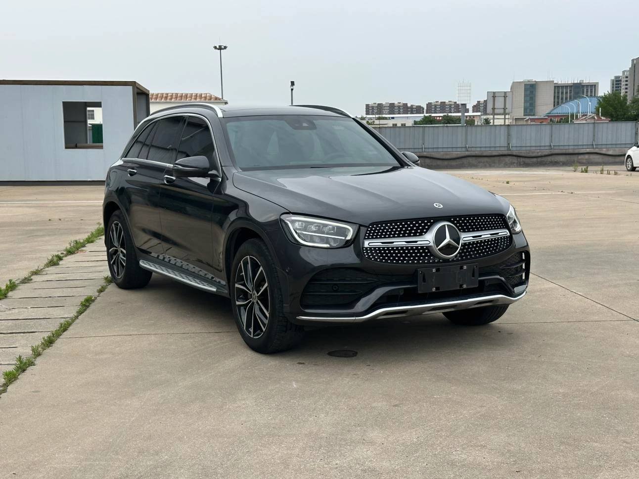 Mercedes-Benz GLC-Class GLC300 L 4MATIC Dynamic Edition