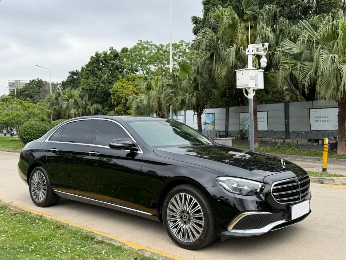 Mercedes-Benz E-Class  300 L Luxury Edition Sedan
