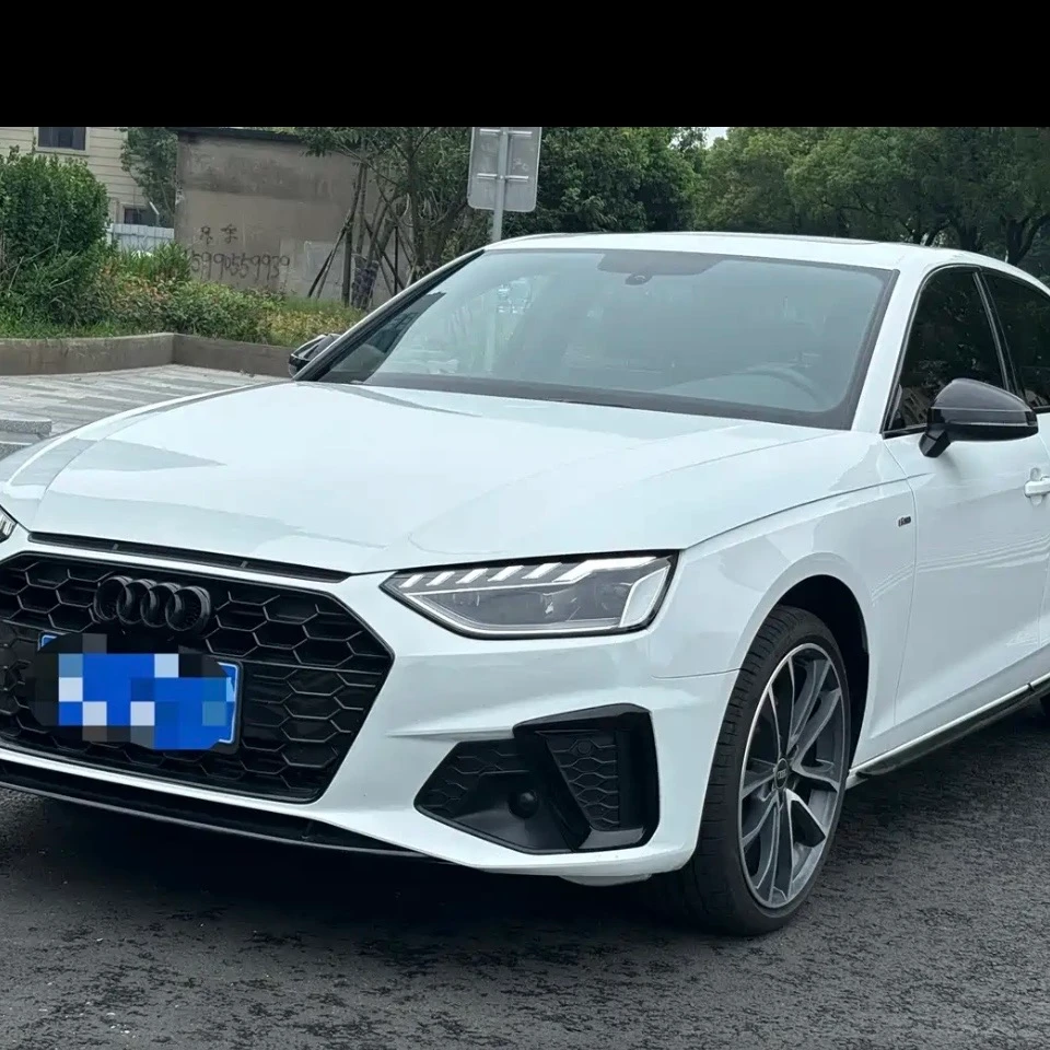 Audi A4L 40 TFSI Deluxe