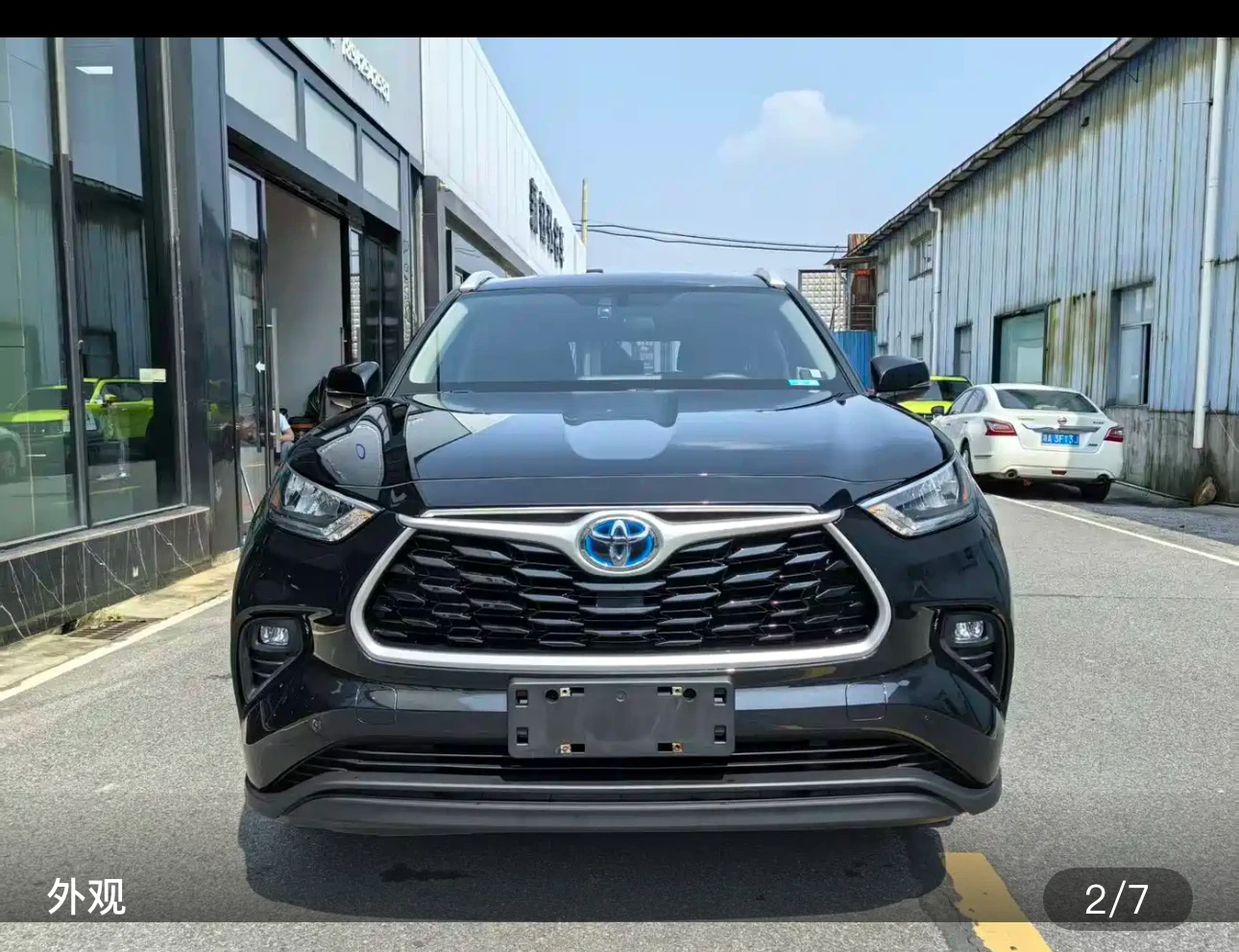 Toyota Highlander Hybrid 2WD Elite Edition - exterior