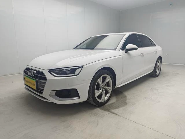 Audi A4L 40TFSI Luxury Elegant Trim