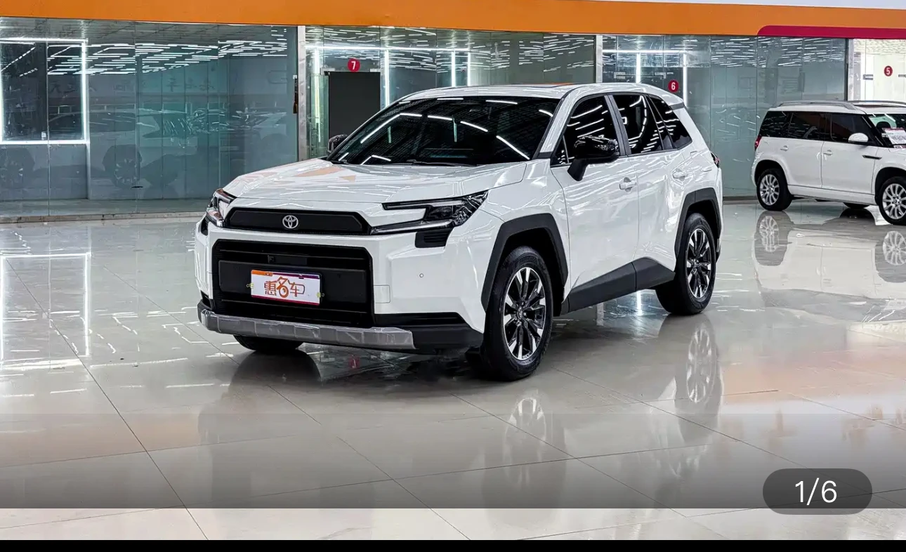 Toyota RAV4 2WD Luxury Edition