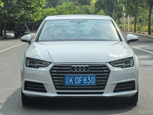 Audi A4L  40TFSI Premium - exterior