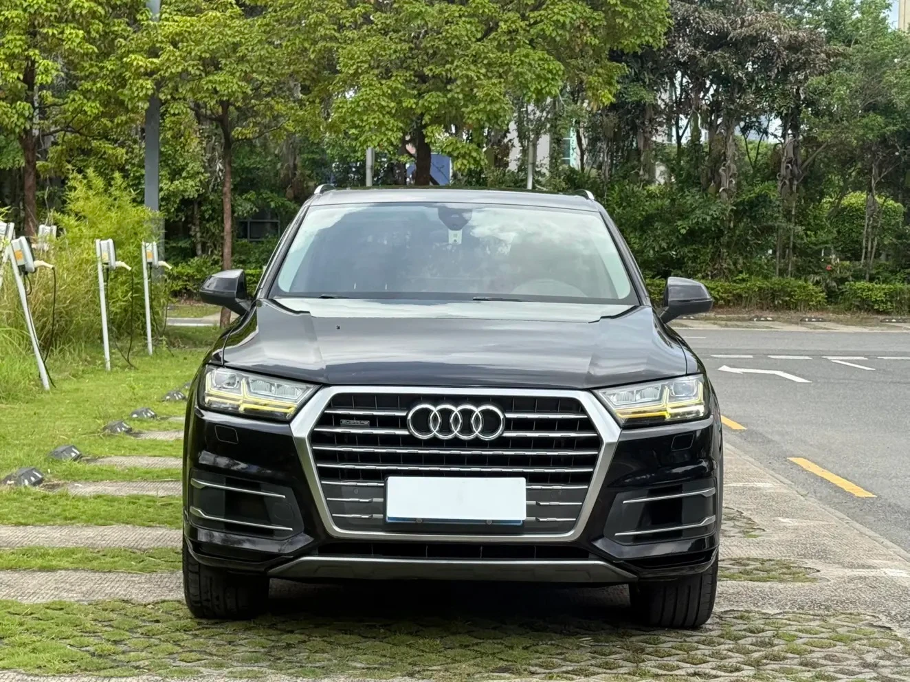 Audi Q7 45 TFSI  - exterior