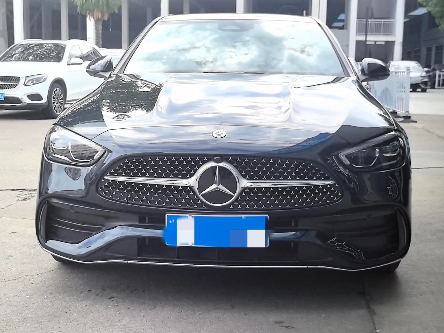 Mercedes-Benz C-Class C260 L Facelift Sport - exterior