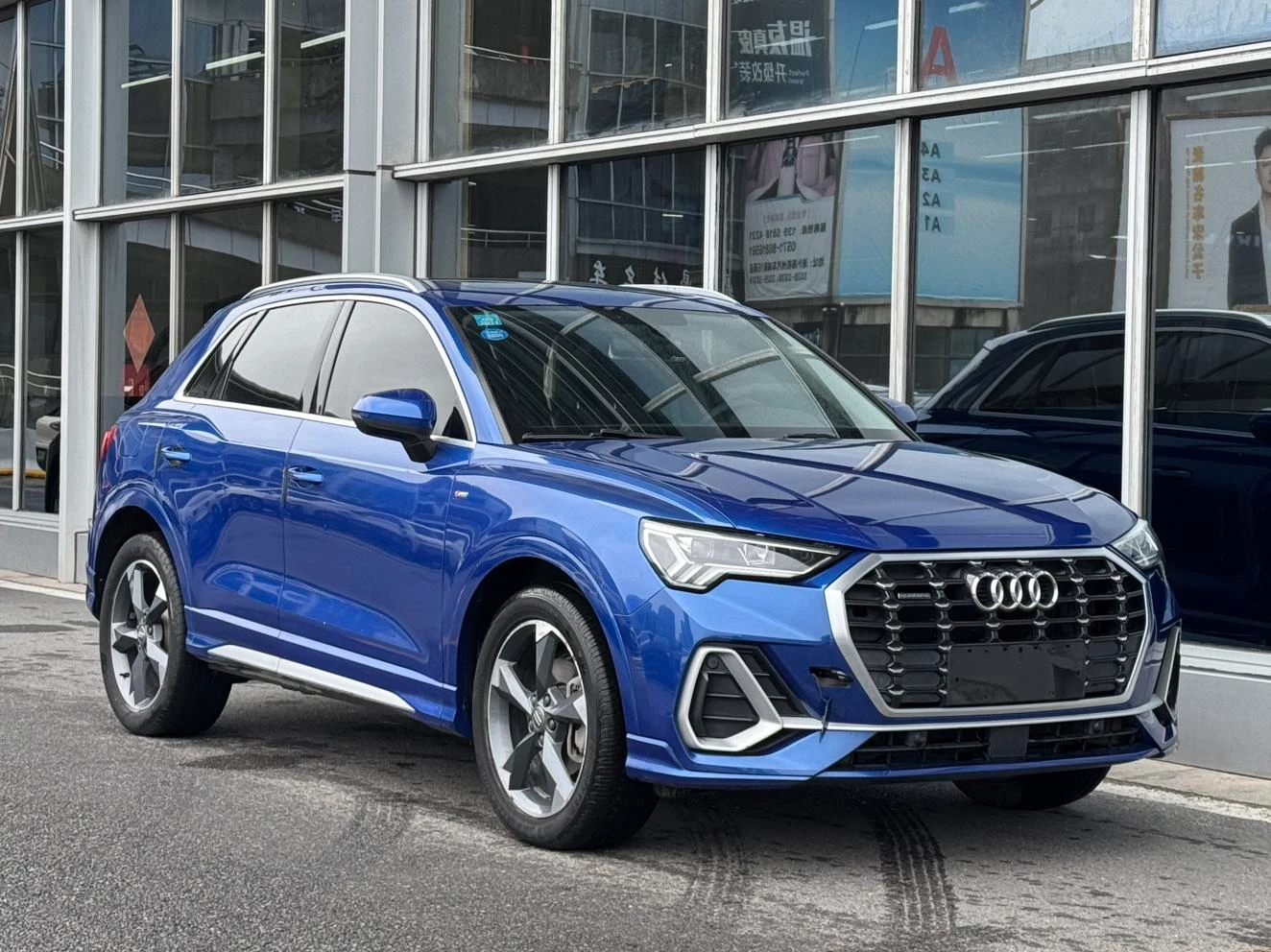 Audi Q3 40 TFSI quattro - exterior