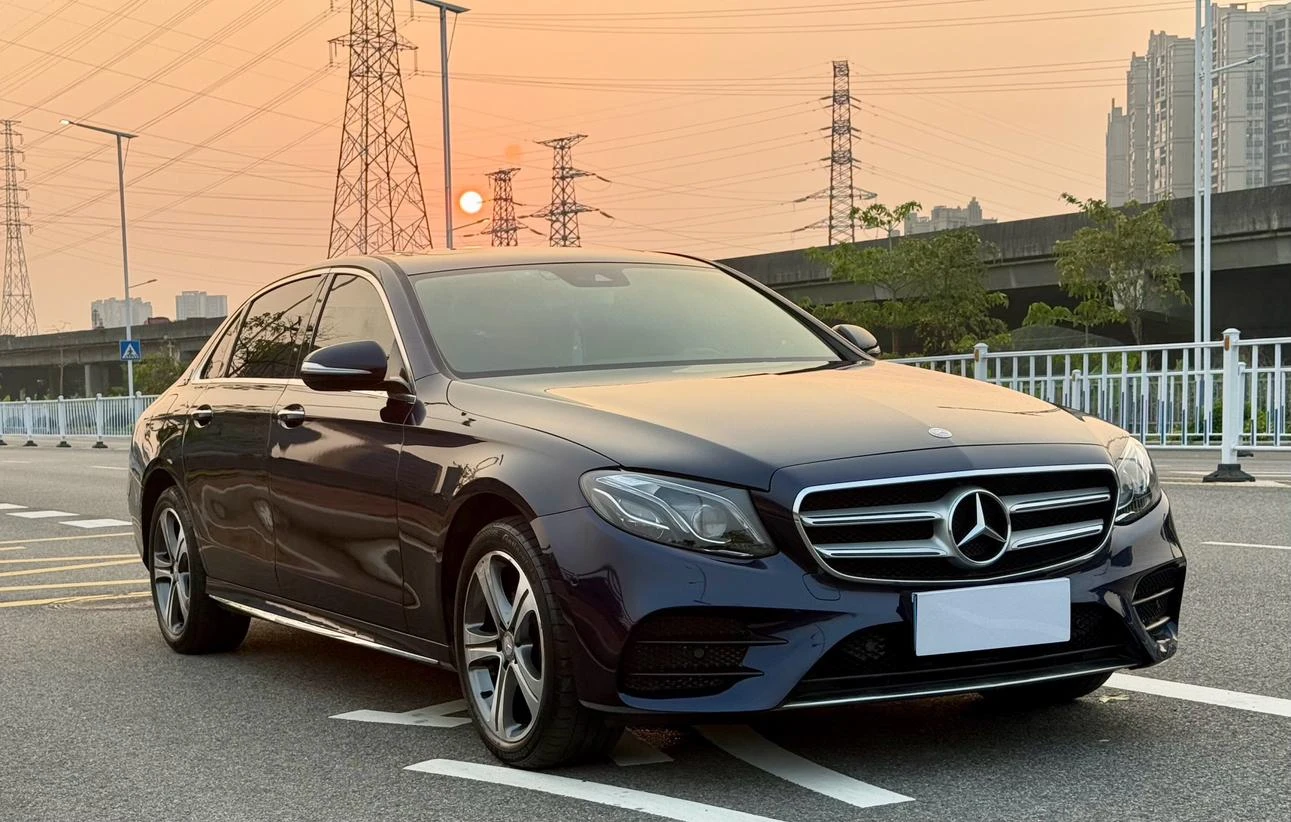Mercedes-Benz E 200 L Sport Edition - exterior