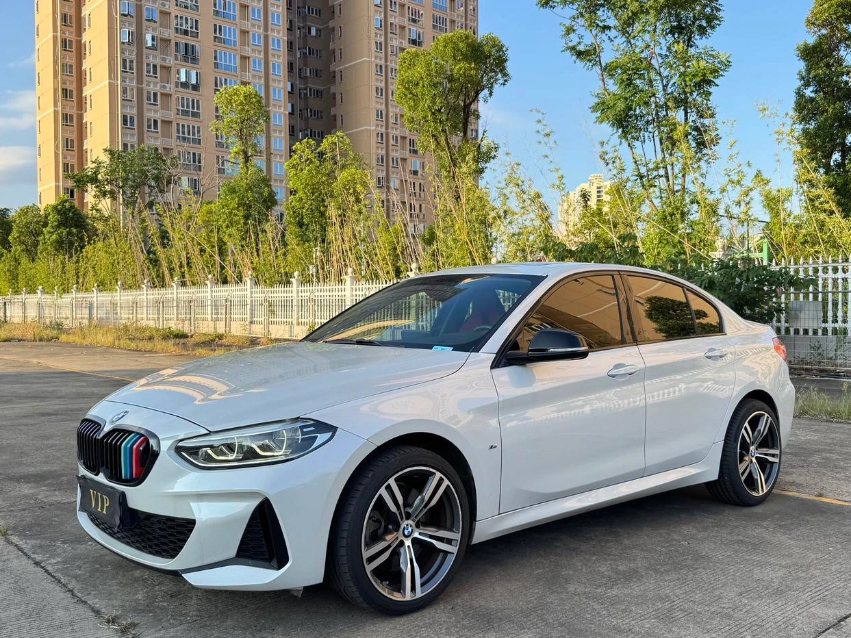 BMW 1 Series 125i M Sport Shadow Edition - exterior